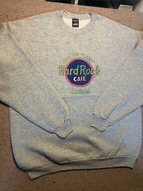 Hard Rock Cafe London Grey Crewneck Sweatshirt with Embroidered Logo XL Vintage